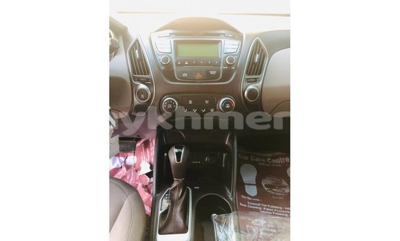 Buy Import Hyundai Tucson Blue Car in Import - Dubai in Kampot Province Buy Import Hyundai Tucson Blue Car in Import - Dubai in Kampot Province