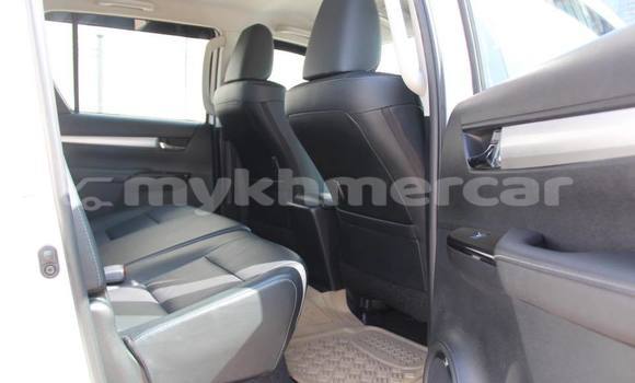 Acheter Occasion Voiture Toyota Hilux Blanc à Phnom Penh, Phnom Penh Acheter Occasion Voiture Toyota Hilux Blanc à Phnom Penh, Phnom Penh