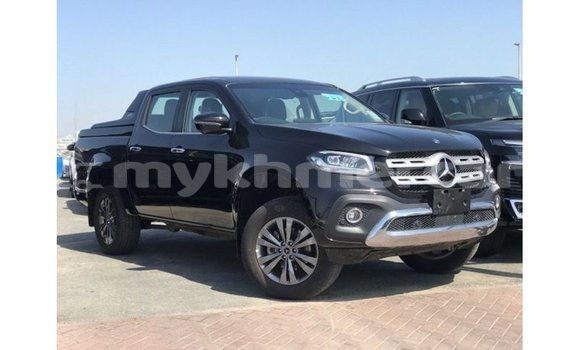 Buy Import Mercedes-Benz 250 Black Car in Import - Dubai in Kampot Province