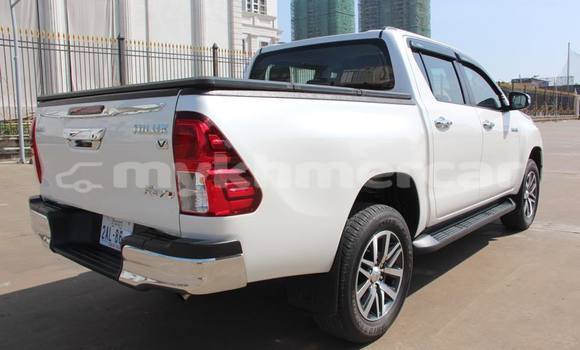 Acheter Occasion Voiture Toyota Hilux Blanc à Phnom Penh, Phnom Penh Acheter Occasion Voiture Toyota Hilux Blanc à Phnom Penh, Phnom Penh