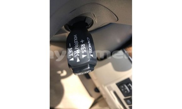 Buy Import Toyota Land Cruiser White Car in Import - Dubai in Kampot Province Buy Import Toyota Land Cruiser White Car in Import - Dubai in Kampot Province