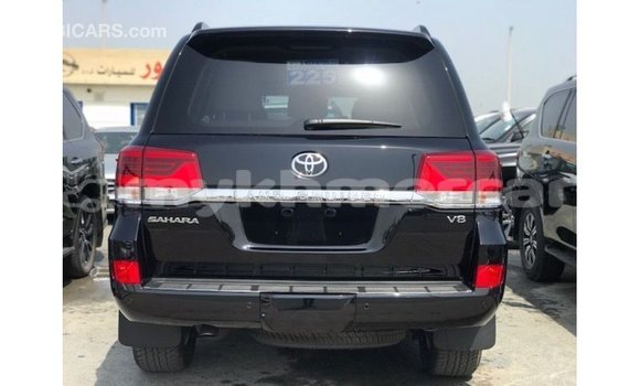 Buy Import Toyota Land Cruiser Black Car in Import - Dubai in Kampot Province Buy Import Toyota Land Cruiser Black Car in Import - Dubai in Kampot Province