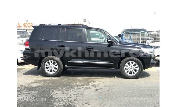 Buy Import Toyota Land Cruiser Black Car in Import - Dubai in Kampot Province Buy Import Toyota Land Cruiser Black Car in Import - Dubai in Kampot Province