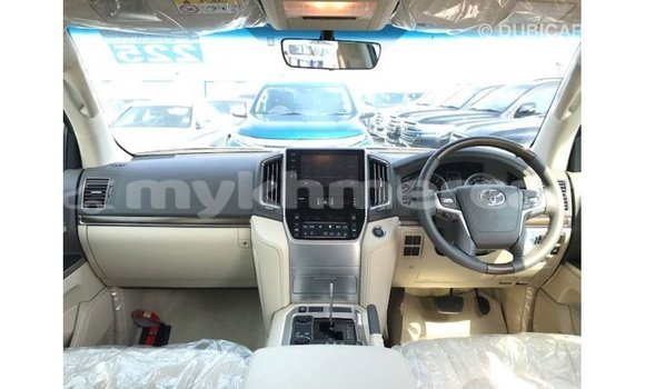Buy Import Toyota Land Cruiser Black Car in Import - Dubai in Kampot Province Buy Import Toyota Land Cruiser Black Car in Import - Dubai in Kampot Province