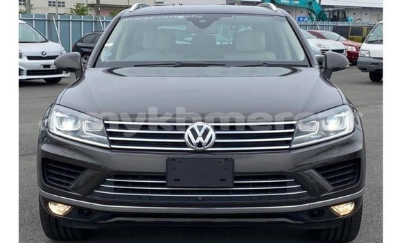 Buy Import Volkswagen Touareg Other Car in Import - Dubai in Kampot Province