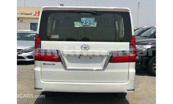 Buy Import Toyota Granvia White Car in Import - Dubai in Kampot Province Buy Import Toyota Granvia White Car in Import - Dubai in Kampot Province