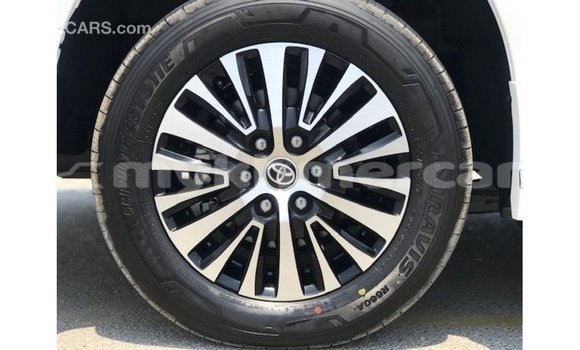 Buy Import Toyota Granvia White Car in Import - Dubai in Kampot Province Buy Import Toyota Granvia White Car in Import - Dubai in Kampot Province