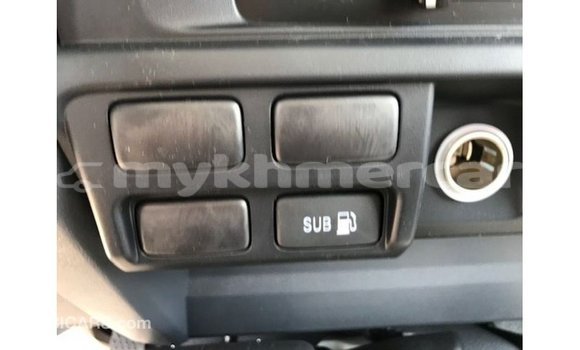 Buy Import Toyota Land Cruiser White Car in Import - Dubai in Kampot Province Buy Import Toyota Land Cruiser White Car in Import - Dubai in Kampot Province