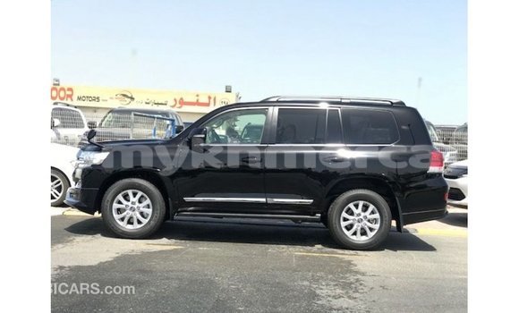 Buy Import Toyota Land Cruiser Black Car in Import - Dubai in Kampot Province Buy Import Toyota Land Cruiser Black Car in Import - Dubai in Kampot Province