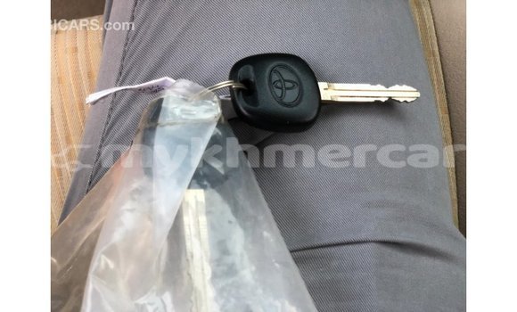 Buy Import Toyota DA White Truck in Import - Dubai in Kampot Province Buy Import Toyota DA White Truck in Import - Dubai in Kampot Province