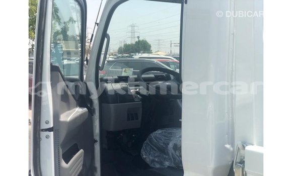 Buy Import Mitsubishi L400 White Truck in Import - Dubai in Kampot Province Buy Import Mitsubishi L400 White Truck in Import - Dubai in Kampot Province