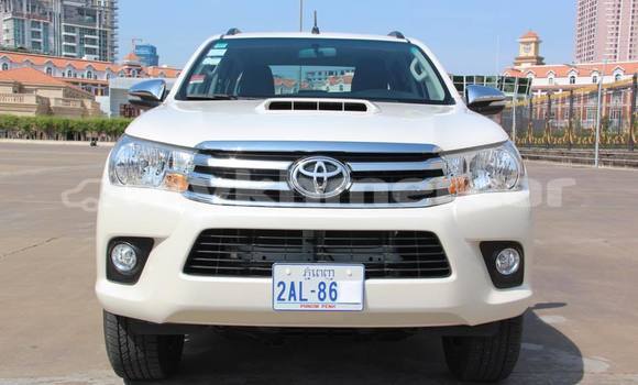 Acheter Occasion Voiture Toyota Hilux Blanc à Phnom Penh, Phnom Penh Acheter Occasion Voiture Toyota Hilux Blanc à Phnom Penh, Phnom Penh