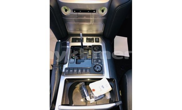 Buy Import Toyota DA Black Truck in Import - Dubai in Kampot Province Buy Import Toyota DA Black Truck in Import - Dubai in Kampot Province