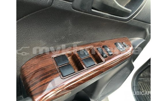 Acheter Import Voiture Toyota Camry Blanc à Import - Dubai, Kampot Province Acheter Import Voiture Toyota Camry Blanc à Import - Dubai, Kampot Province