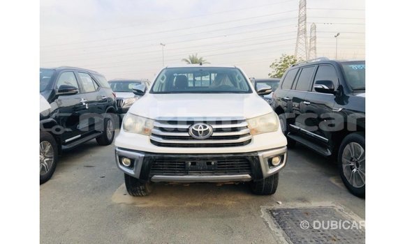 ទិញ នាំចូល Toyota Hilux White ឡាន} ក្នុង Import - Dubai ក្នុង Kampot Province ទិញ នាំចូល Toyota Hilux White ឡាន} ក្នុង Import - Dubai ក្នុង Kampot Province