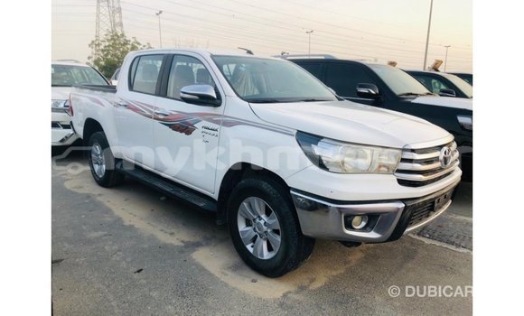 ទិញ នាំចូល Toyota Hilux White ឡាន} ក្នុង Import - Dubai ក្នុង Kampot Province ទិញ នាំចូល Toyota Hilux White ឡាន} ក្នុង Import - Dubai ក្នុង Kampot Province