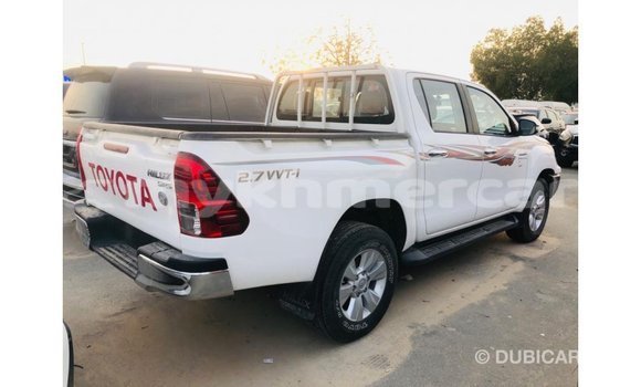 ទិញ នាំចូល Toyota Hilux White ឡាន} ក្នុង Import - Dubai ក្នុង Kampot Province ទិញ នាំចូល Toyota Hilux White ឡាន} ក្នុង Import - Dubai ក្នុង Kampot Province