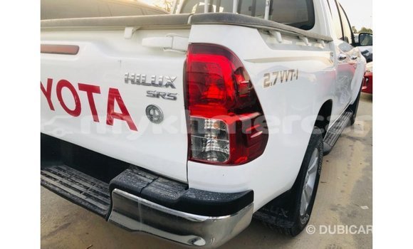 ទិញ នាំចូល Toyota Hilux White ឡាន} ក្នុង Import - Dubai ក្នុង Kampot Province ទិញ នាំចូល Toyota Hilux White ឡាន} ក្នុង Import - Dubai ក្នុង Kampot Province
