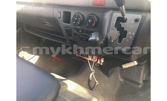 Buy Import Toyota Hiace White Car in Import - Dubai in Kampot Province Buy Import Toyota Hiace White Car in Import - Dubai in Kampot Province