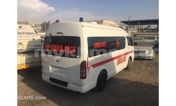 Buy Import Toyota Hiace White Car in Import - Dubai in Kampot Province Buy Import Toyota Hiace White Car in Import - Dubai in Kampot Province