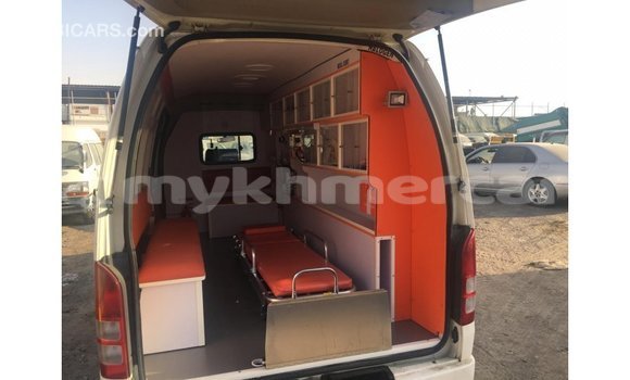 Buy Import Toyota Hiace White Car in Import - Dubai in Kampot Province Buy Import Toyota Hiace White Car in Import - Dubai in Kampot Province