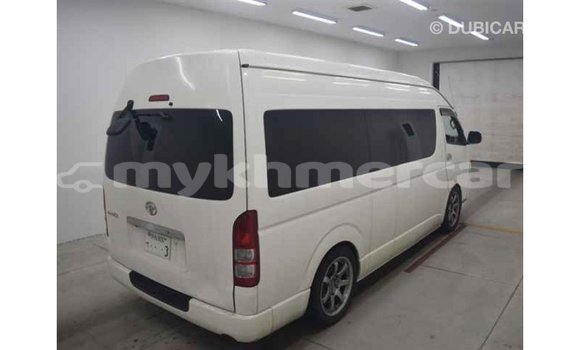 Buy Import Toyota Hiace White Car in Import - Dubai in Kampot Province Buy Import Toyota Hiace White Car in Import - Dubai in Kampot Province