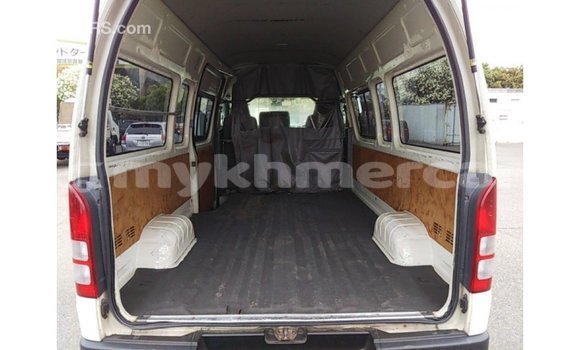 Buy Import Toyota Hiace White Car in Import - Dubai in Kampot Province Buy Import Toyota Hiace White Car in Import - Dubai in Kampot Province