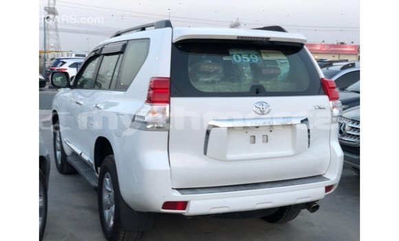 ទិញ នាំចូល Toyota Prado White ឡាន} ក្នុង Import - Dubai ក្នុង Kampot Province ទិញ នាំចូល Toyota Prado White ឡាន} ក្នុង Import - Dubai ក្នុង Kampot Province