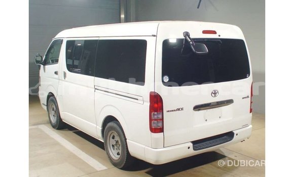 Buy Import Toyota Hiace White Car in Import - Dubai in Kampot Province Buy Import Toyota Hiace White Car in Import - Dubai in Kampot Province