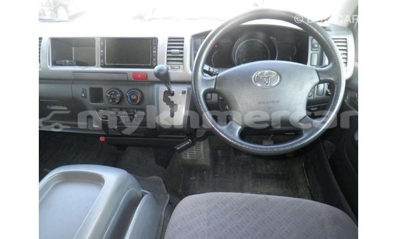 Buy Import Toyota Hiace White Car in Import - Dubai in Kampot Province Buy Import Toyota Hiace White Car in Import - Dubai in Kampot Province