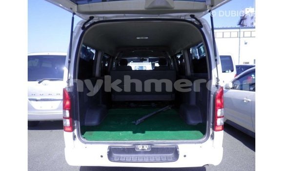 Buy Import Toyota Hiace White Car in Import - Dubai in Kampot Province Buy Import Toyota Hiace White Car in Import - Dubai in Kampot Province