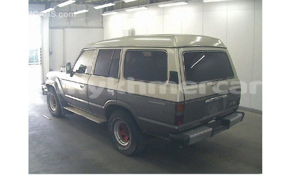 Buy Import Toyota Land Cruiser Other Car in Import - Dubai in Kampot Province Buy Import Toyota Land Cruiser Other Car in Import - Dubai in Kampot Province