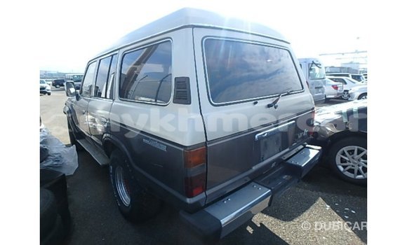 Buy Import Toyota Land Cruiser Other Car in Import - Dubai in Kampot Province Buy Import Toyota Land Cruiser Other Car in Import - Dubai in Kampot Province