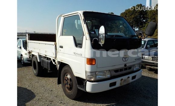 Buy Import Toyota Dyna White Truck in Import - Dubai in Kampot Province Buy Import Toyota Dyna White Truck in Import - Dubai in Kampot Province