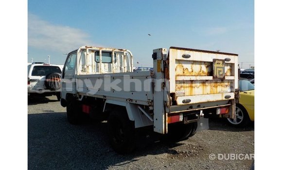 Buy Import Toyota Dyna White Truck in Import - Dubai in Kampot Province Buy Import Toyota Dyna White Truck in Import - Dubai in Kampot Province