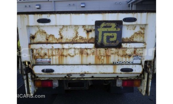 Buy Import Toyota Dyna White Truck in Import - Dubai in Kampot Province Buy Import Toyota Dyna White Truck in Import - Dubai in Kampot Province