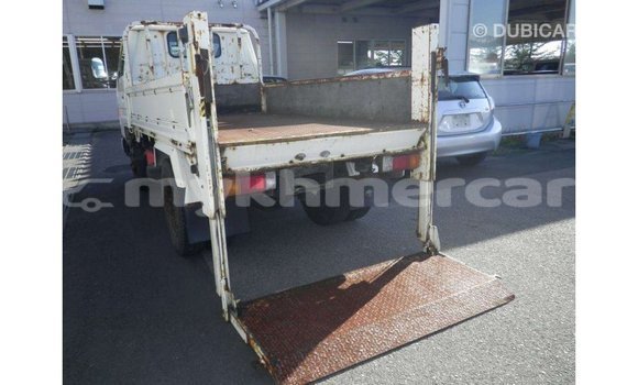 Buy Import Toyota Dyna White Truck in Import - Dubai in Kampot Province Buy Import Toyota Dyna White Truck in Import - Dubai in Kampot Province