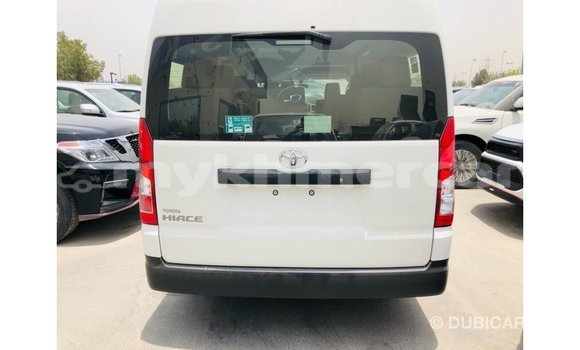 Buy Import Toyota Hiace White Car in Import - Dubai in Kampot Province Buy Import Toyota Hiace White Car in Import - Dubai in Kampot Province