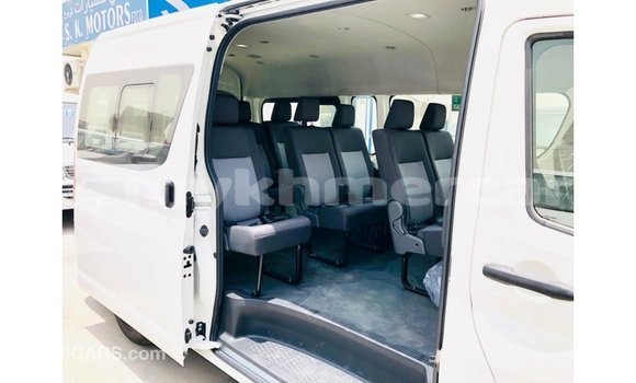 Buy Import Toyota Hiace White Car in Import - Dubai in Kampot Province Buy Import Toyota Hiace White Car in Import - Dubai in Kampot Province