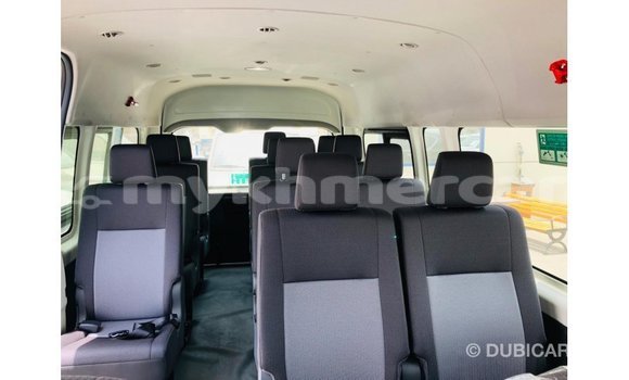 Buy Import Toyota Hiace White Car in Import - Dubai in Kampot Province Buy Import Toyota Hiace White Car in Import - Dubai in Kampot Province