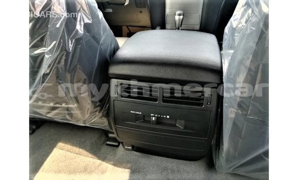 Buy Import Toyota Land Cruiser White Car in Import - Dubai in Kampot Province Buy Import Toyota Land Cruiser White Car in Import - Dubai in Kampot Province