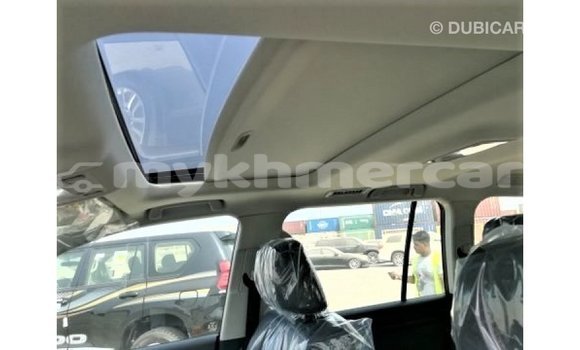 Buy Import Toyota Land Cruiser White Car in Import - Dubai in Kampot Province Buy Import Toyota Land Cruiser White Car in Import - Dubai in Kampot Province