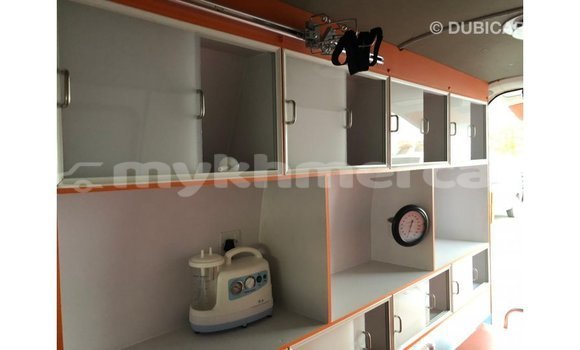 Buy Import Toyota Hiace White Car in Import - Dubai in Kampot Province Buy Import Toyota Hiace White Car in Import - Dubai in Kampot Province