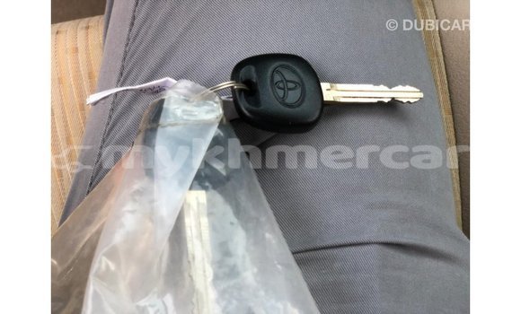 Buy Import Toyota DA White Truck in Import - Dubai in Kampot Province Buy Import Toyota DA White Truck in Import - Dubai in Kampot Province