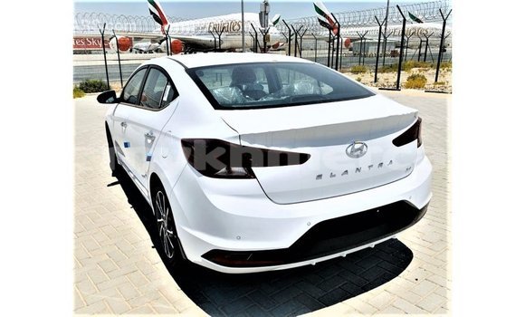 Buy Import Hyundai Elantra White Car in Import - Dubai in Kampot Province Buy Import Hyundai Elantra White Car in Import - Dubai in Kampot Province