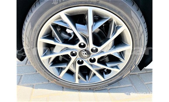 Buy Import Hyundai Elantra White Car in Import - Dubai in Kampot Province Buy Import Hyundai Elantra White Car in Import - Dubai in Kampot Province