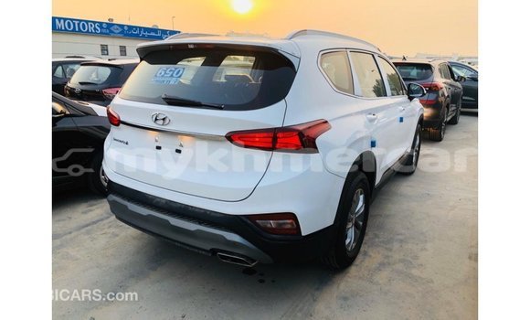 Buy Import Hyundai Santa Fe White Car in Import - Dubai in Kampot Province Buy Import Hyundai Santa Fe White Car in Import - Dubai in Kampot Province