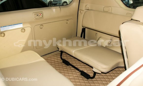 Buy Import Toyota Prado White Car in Import - Dubai in Kampot Province Buy Import Toyota Prado White Car in Import - Dubai in Kampot Province