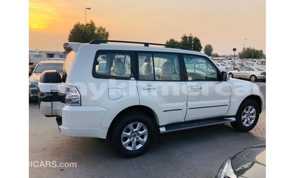 ទិញ នាំចូល Mitsubishi Pajero White ឡាន} ក្នុង Import - Dubai ក្នុង Kampot Province ទិញ នាំចូល Mitsubishi Pajero White ឡាន} ក្នុង Import - Dubai ក្នុង Kampot Province