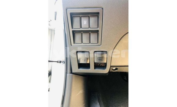 ទិញ នាំចូល Toyota Hilux White ឡាន} ក្នុង Import - Dubai ក្នុង Kampot Province ទិញ នាំចូល Toyota Hilux White ឡាន} ក្នុង Import - Dubai ក្នុង Kampot Province